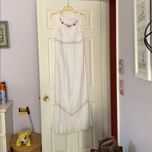White full length crepe dress